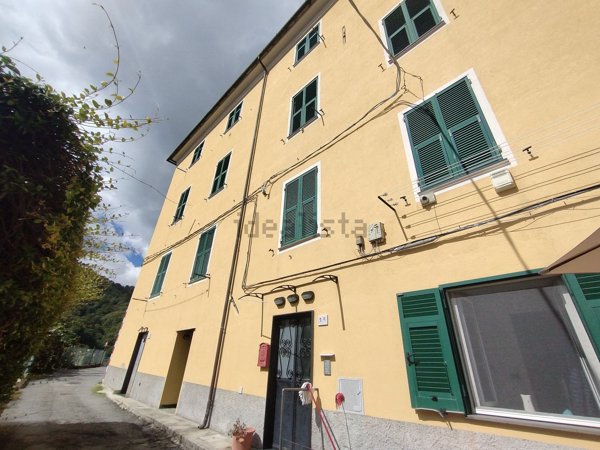appartamento in vendita a Genova in zona Trasta