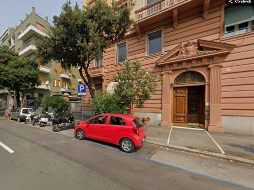 appartamento in vendita a Genova in zona Albaro