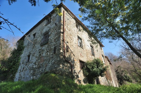 casa indipendente in vendita a Genova in zona Pontedecimo