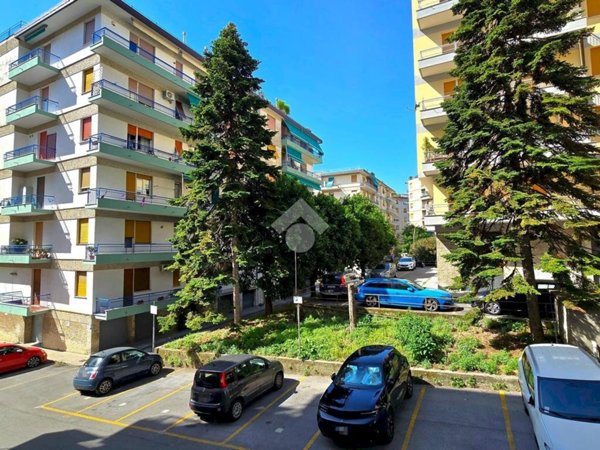 appartamento in vendita a Genova in zona Pegli