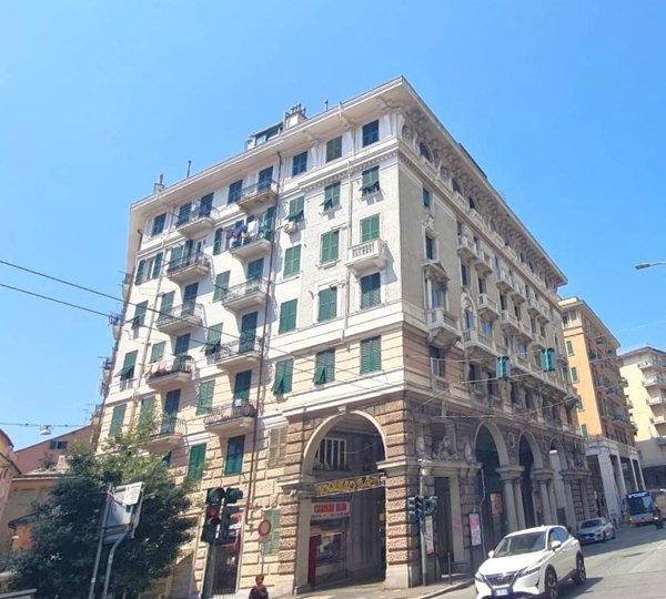 appartamento in vendita a Genova in zona Sampierdarena
