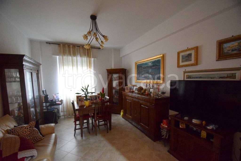 appartamento in vendita a Genova in zona Palmaro / Pra'