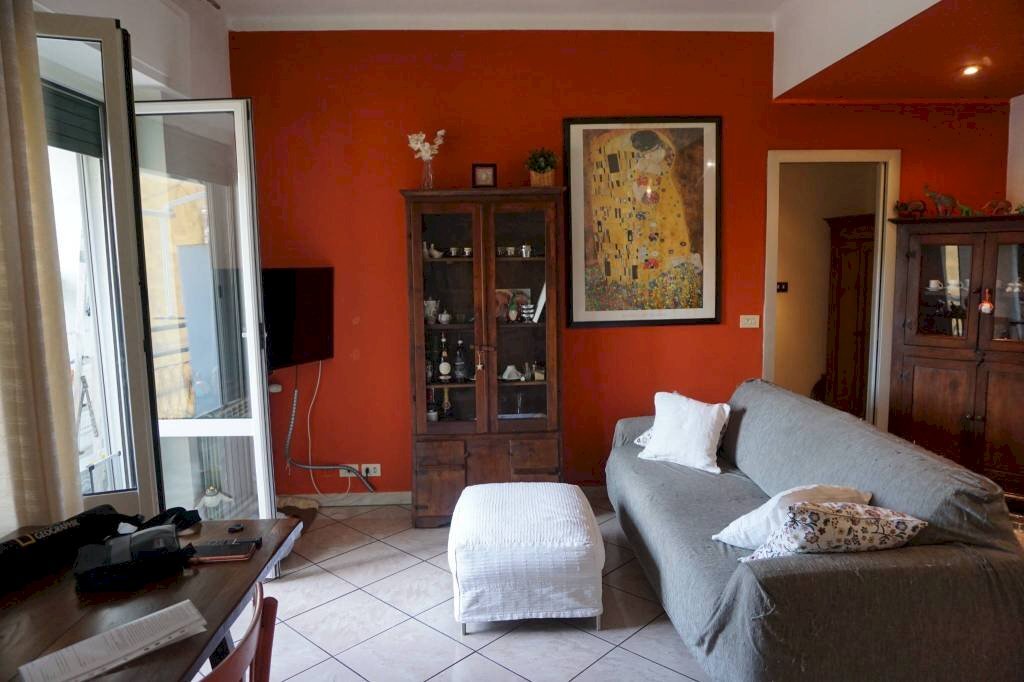 appartamento in vendita a Genova in zona Sampierdarena