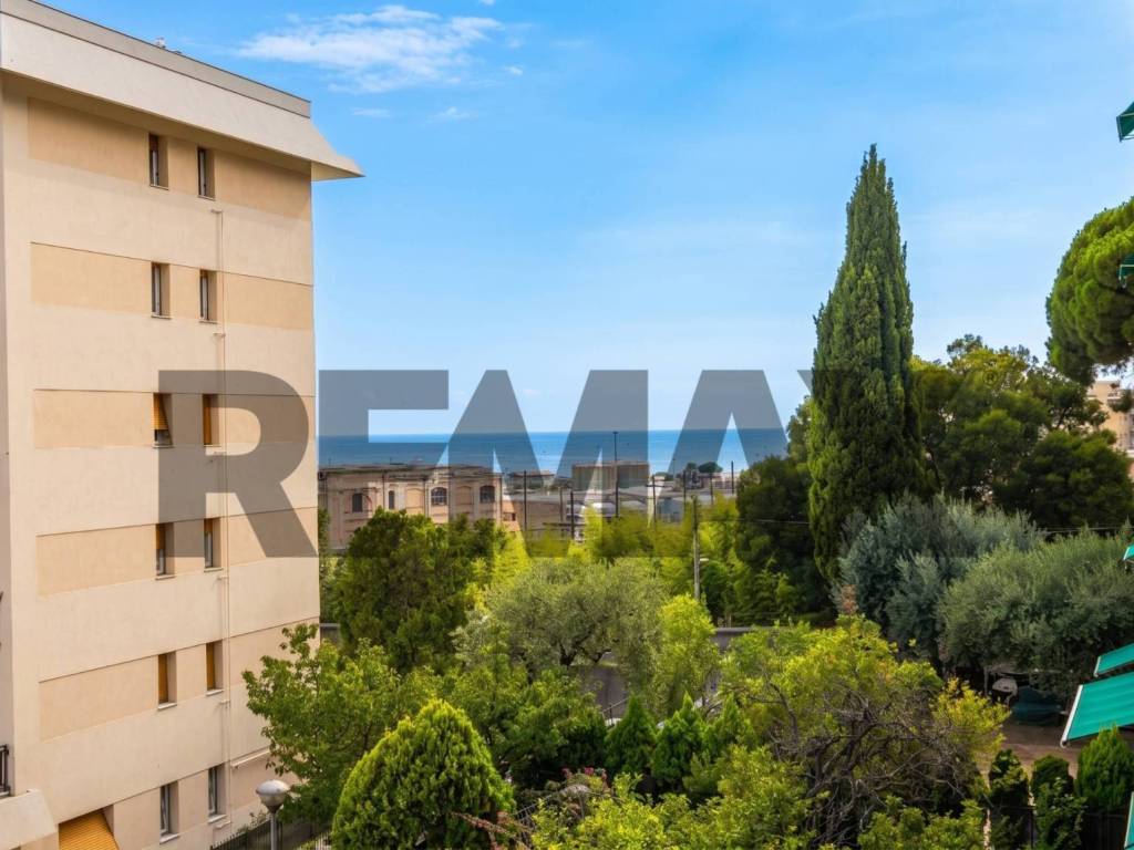appartamento in vendita a Genova in zona Multedo