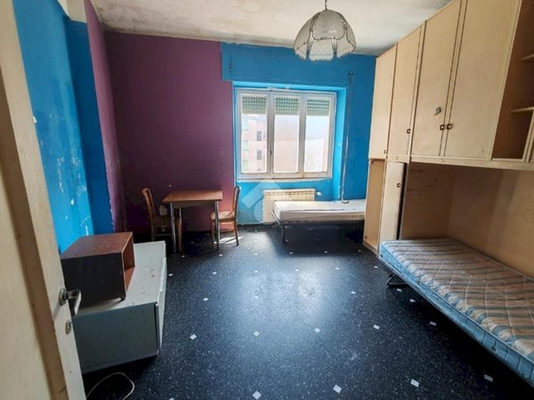 appartamento in vendita a Genova in zona Sampierdarena