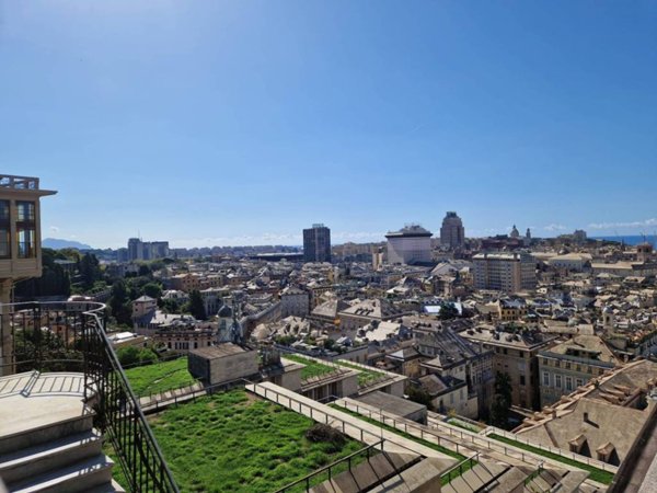 appartamento in vendita a Genova in zona Castelletto