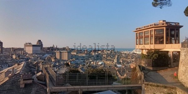 appartamento in vendita a Genova in zona Castelletto