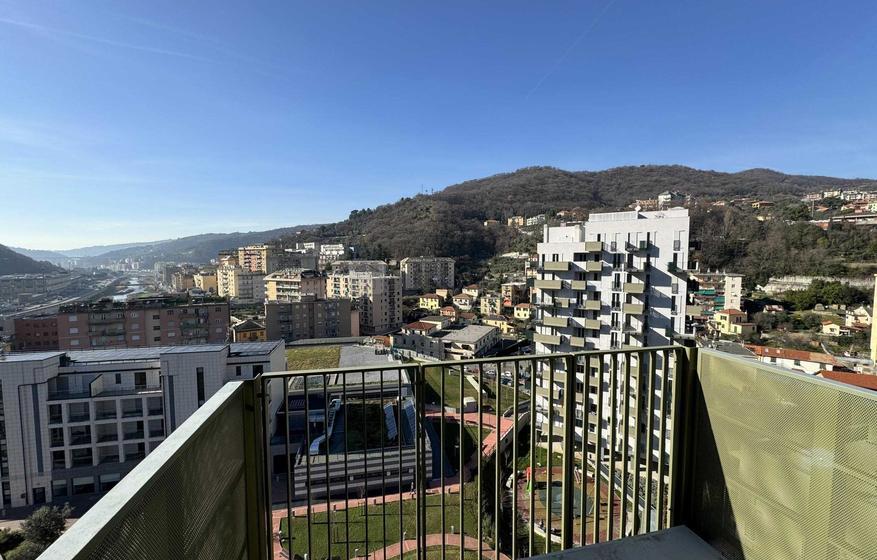 appartamento in vendita a Genova in zona Molassana