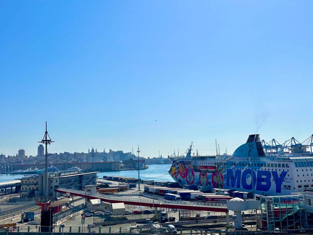 appartamento in vendita a Genova in zona DiNegro
