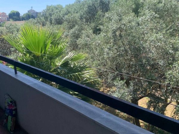 appartamento in vendita a Genova in zona Sturla