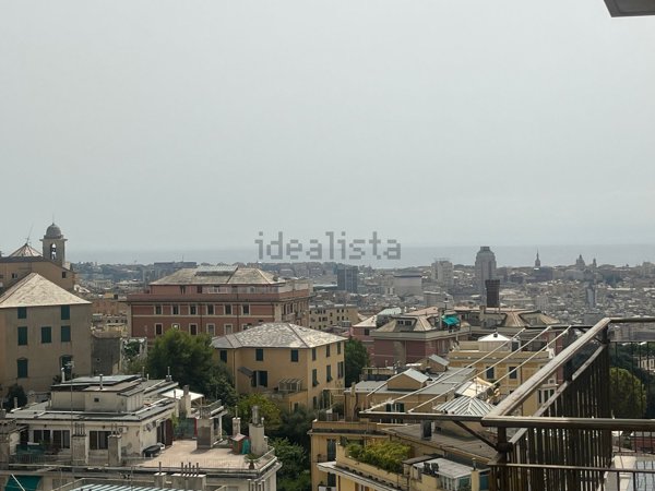 appartamento in vendita a Genova in zona Oregina
