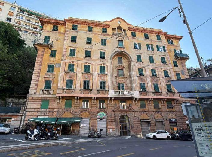 appartamento in vendita a Genova in zona DiNegro