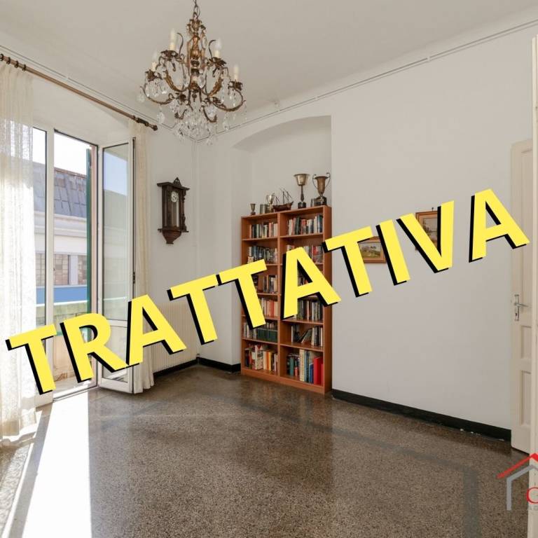 appartamento in vendita a Genova in zona Sestri Ponente