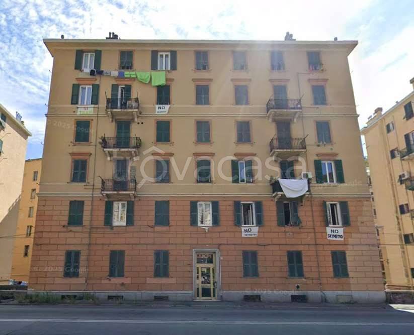 appartamento in vendita a Genova in zona Staglieno