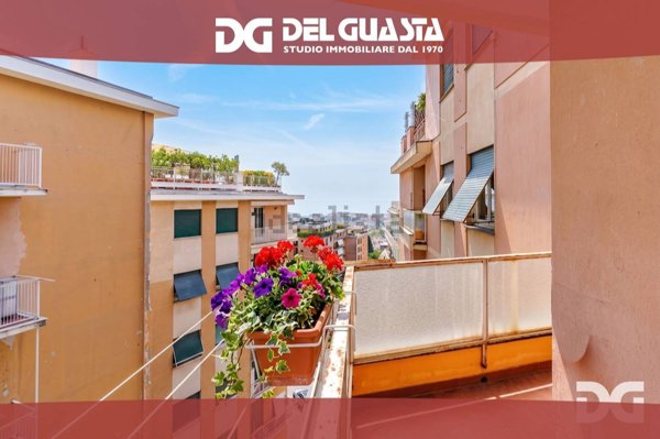 appartamento in vendita a Genova in zona Castelletto