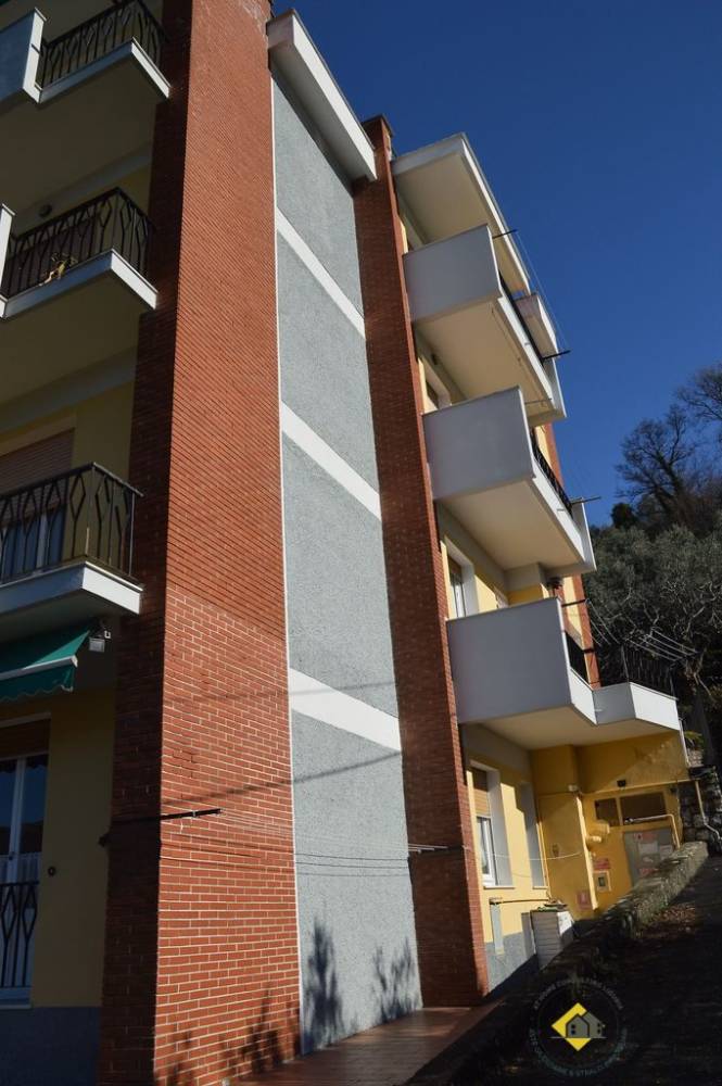appartamento in vendita a Genova in zona Molassana