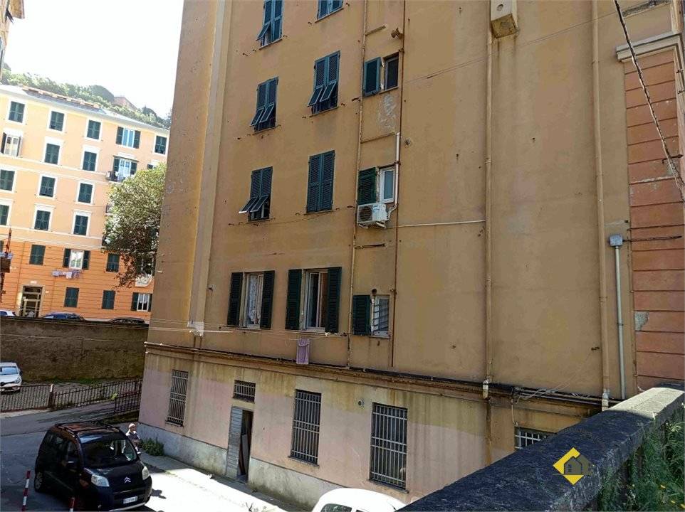 appartamento in vendita a Genova in zona San Vincenzo