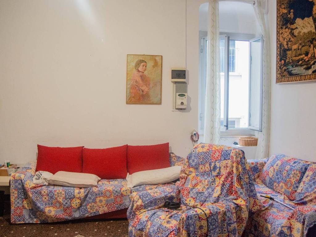 appartamento in vendita a Genova in zona Foce