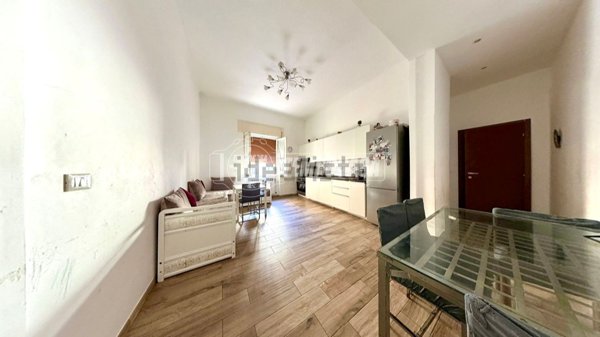 appartamento in vendita a Genova in zona Sestri Ponente