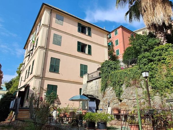 appartamento in vendita a Genova in zona Marassi