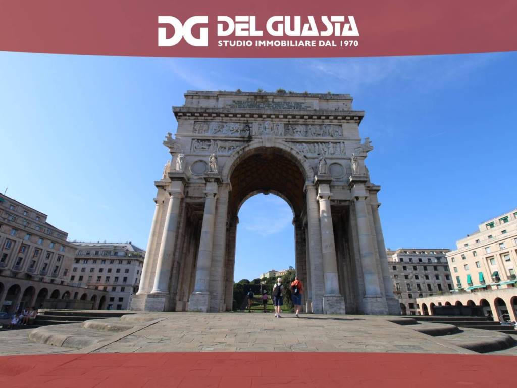 appartamento in vendita a Genova in zona San Vincenzo