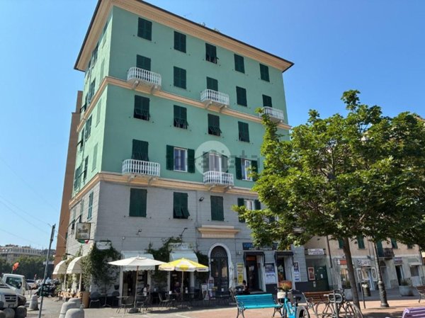 appartamento in vendita a Genova in zona Marassi