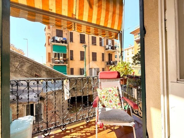 appartamento in vendita a Genova in zona Foce