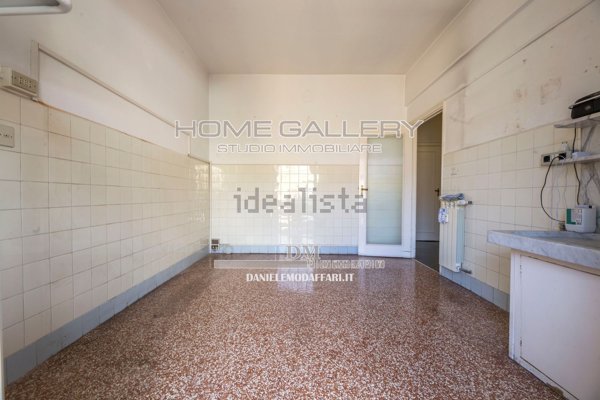 appartamento in vendita a Genova in zona Marassi