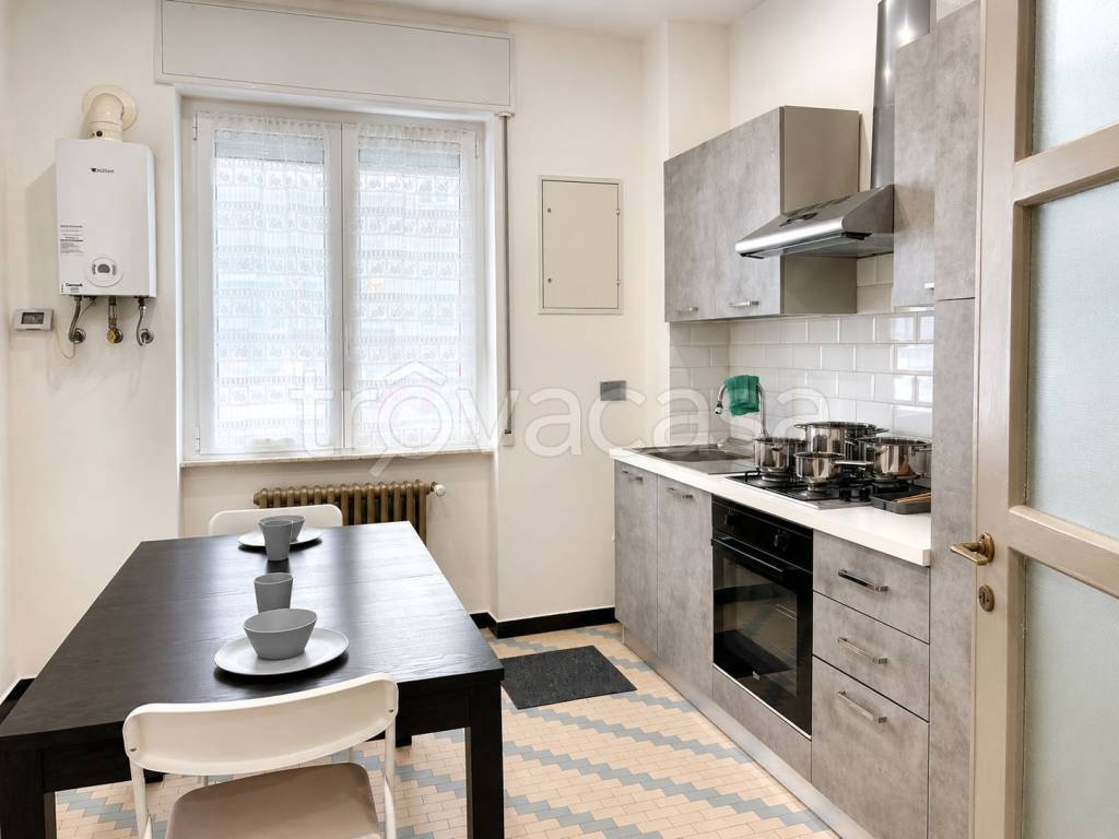 appartamento in vendita a Genova in zona Marassi