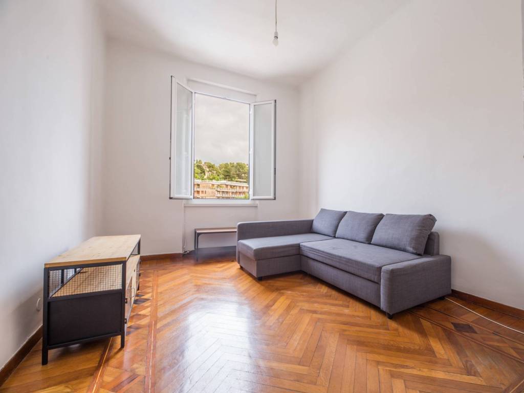 appartamento in vendita a Genova in zona Castelletto