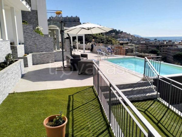 casa indipendente in vendita a Genova in zona Palmaro / Pra'