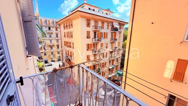 appartamento in vendita a Genova in zona Foce