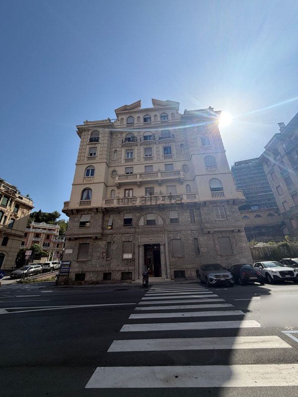 appartamento in vendita a Genova in zona Albaro