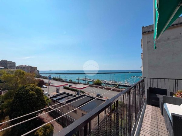 appartamento in vendita a Genova in zona Pegli