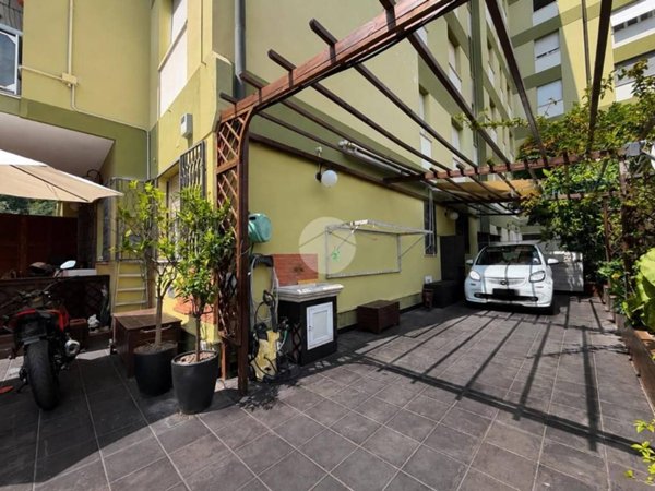 appartamento in vendita a Genova in zona Pegli