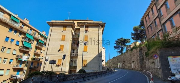appartamento in vendita a Genova in zona Marassi
