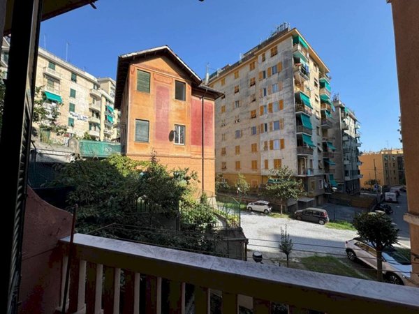 appartamento in vendita a Genova in zona Pegli