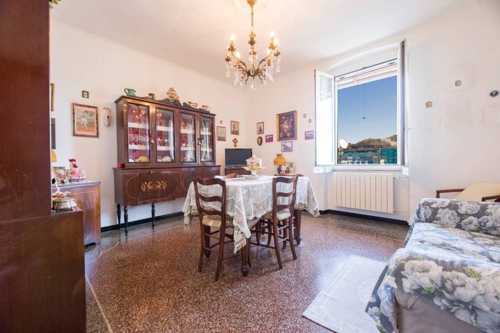 appartamento in vendita a Genova in zona Marassi