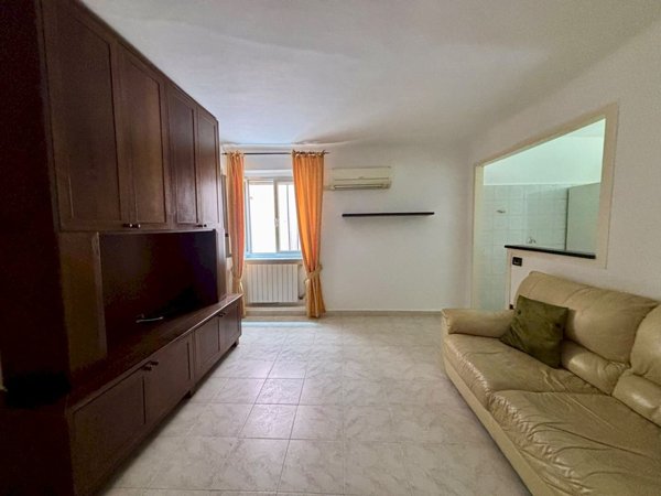 appartamento in vendita a Genova in zona Sestri Ponente
