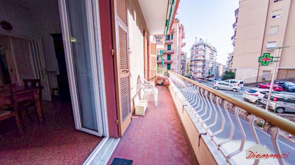 appartamento in vendita a Genova in zona Sestri Ponente