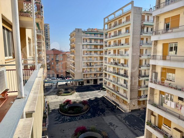 appartamento in vendita a Genova in zona Pegli