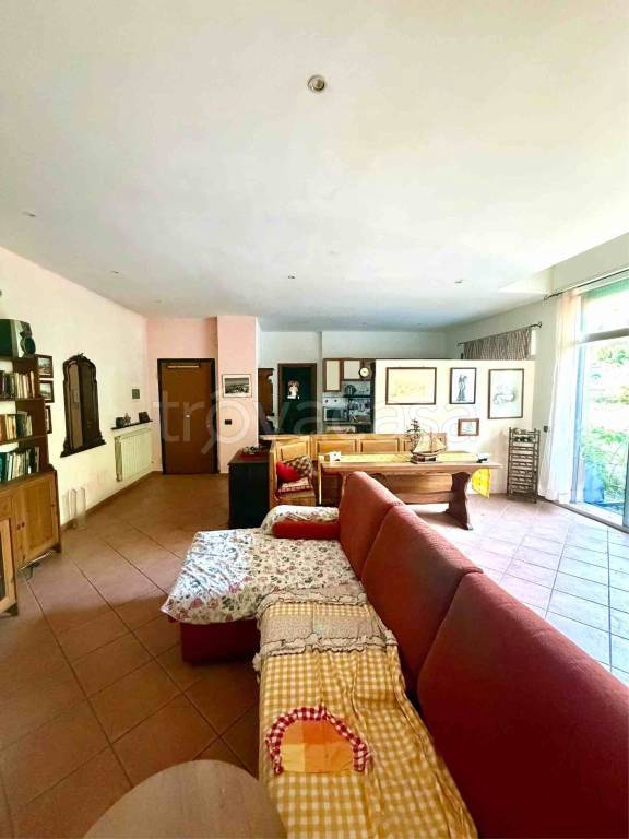 appartamento in vendita a Genova in zona San Desiderio