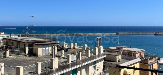 appartamento in vendita a Genova in zona Pegli