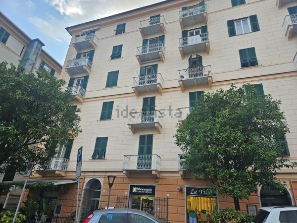 appartamento in vendita a Genova in zona Pegli