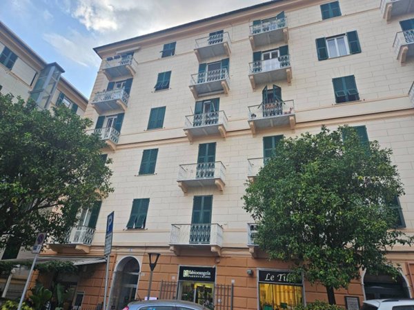 appartamento in vendita a Genova in zona Pegli