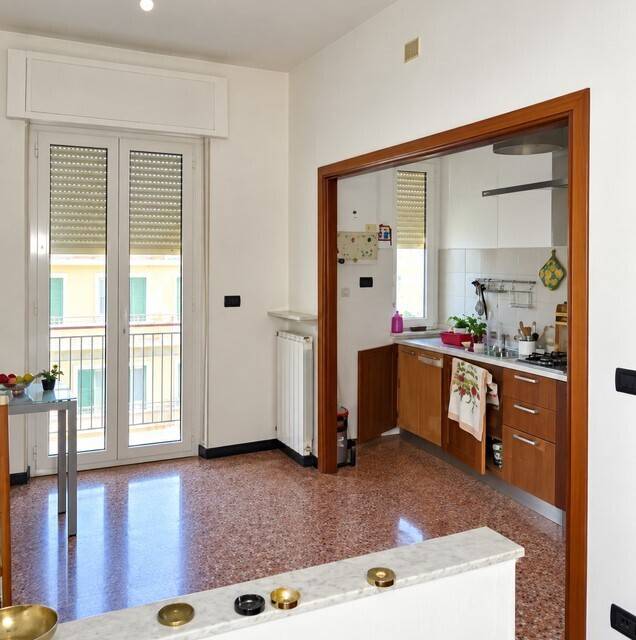 appartamento in vendita a Genova in zona Molassana