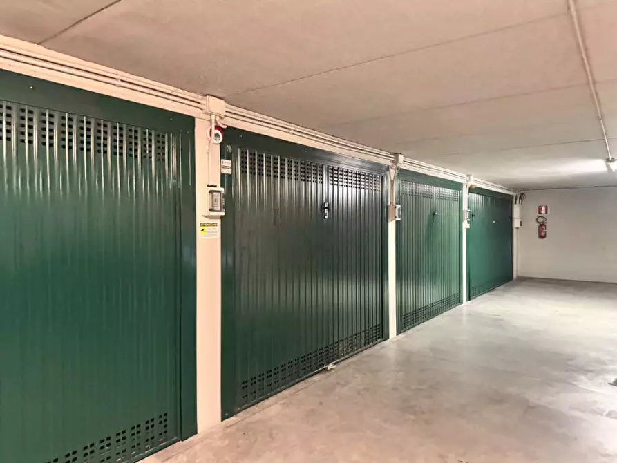 casa indipendente in vendita a Genova in zona Castelletto
