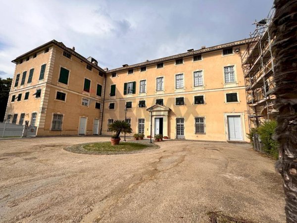 appartamento in vendita a Genova in zona Bolzaneto