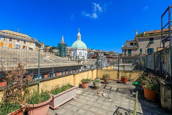 appartamento in vendita a Genova in zona Portoria / Piccapietra