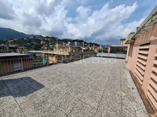 appartamento in vendita a Genova in zona Bolzaneto